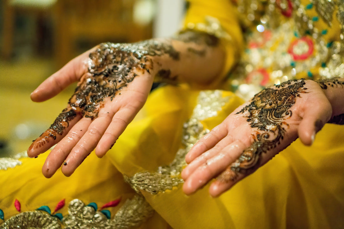 Calligrapher, Illumination Artist & Henna artwork
